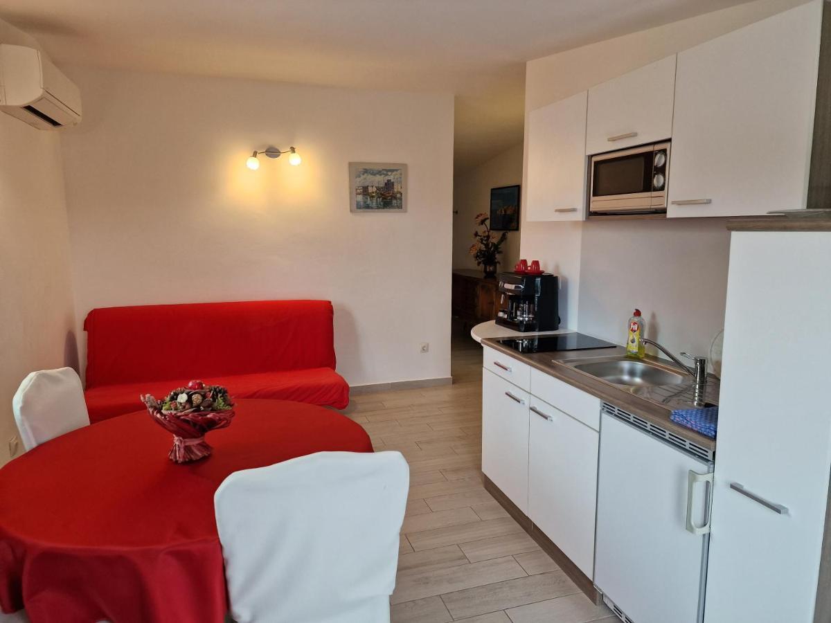 Keser Apartments Rovinj Extérieur photo