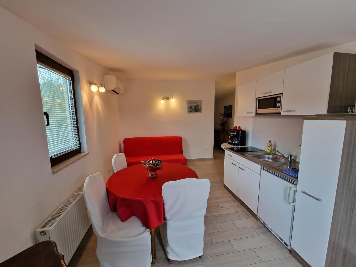 Keser Apartments Rovinj Extérieur photo