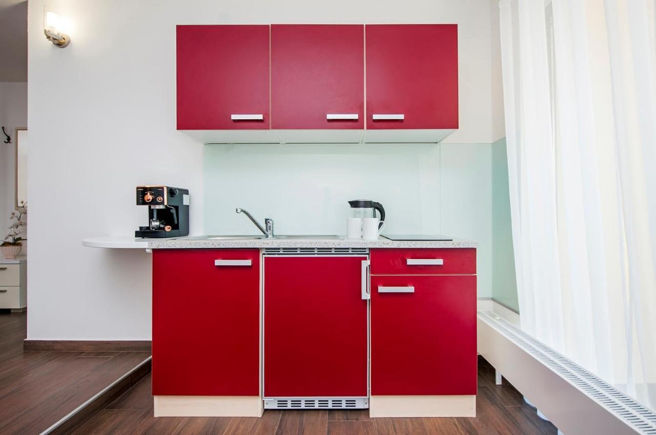 Keser Apartments Rovinj Extérieur photo