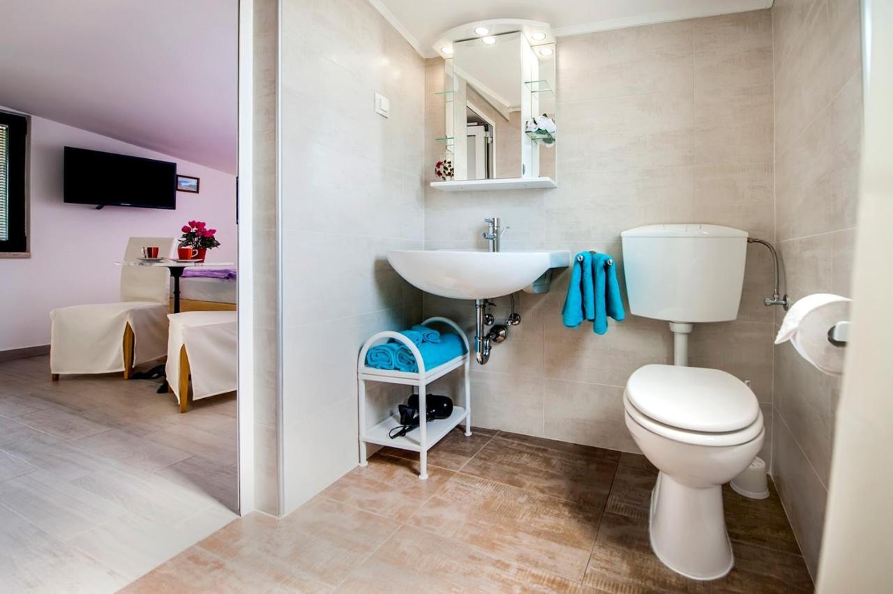 Keser Apartments Rovinj Extérieur photo